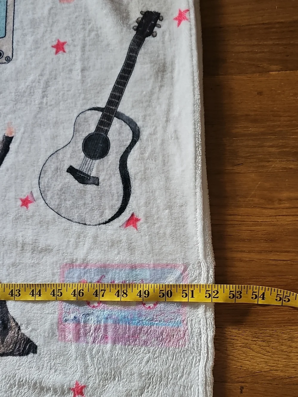 Taylor Swift White Swiftie Graphic Plushy Nap Throw Blanket Home Travel 52